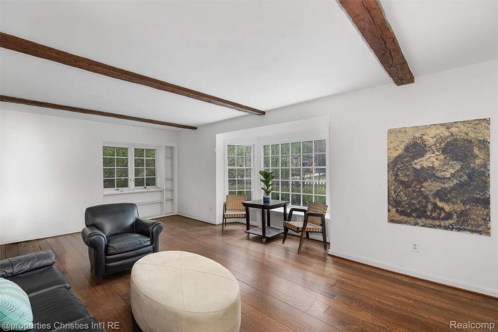4 Bedroom Single Family Home/House's Image 22