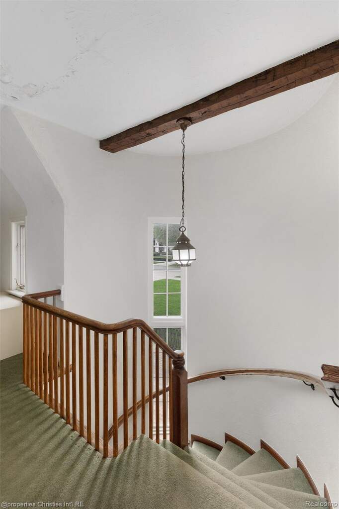 4 Bedroom Single Family Home/House's Image 36