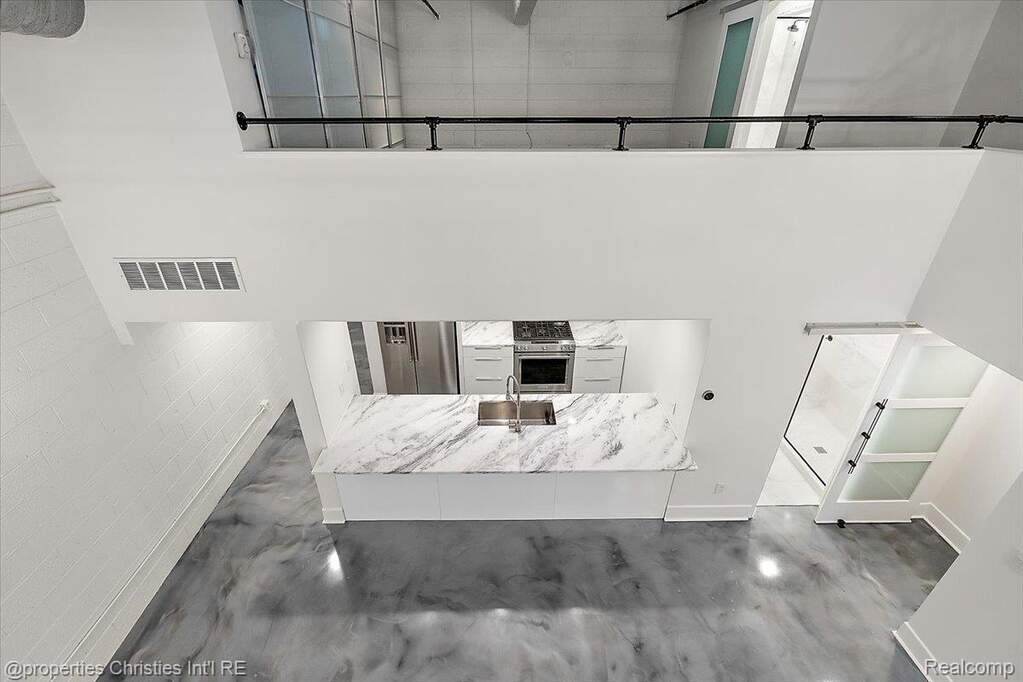 2 Bedroom Apartment/Flat's Image 27