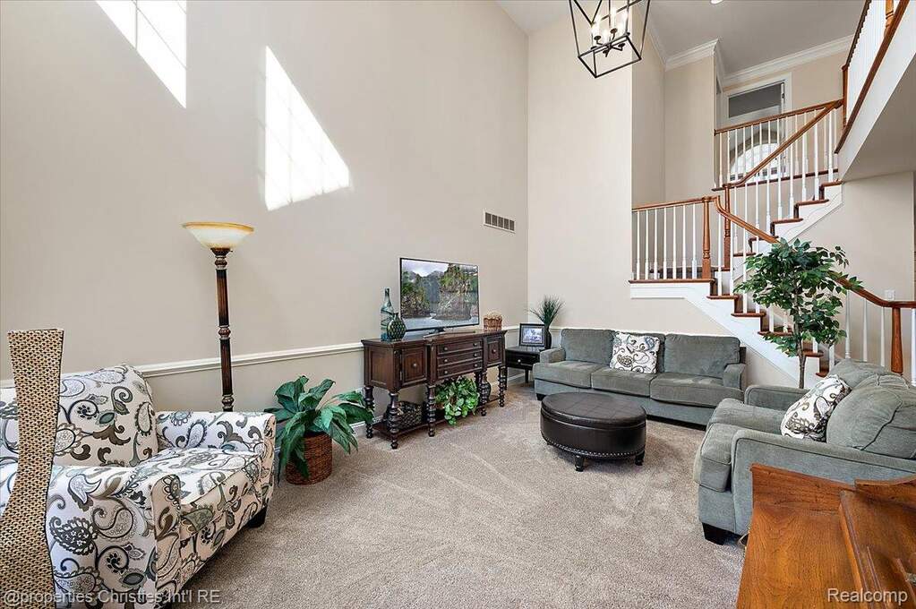 3 Bedroom Villa/Townhouse's Image 13