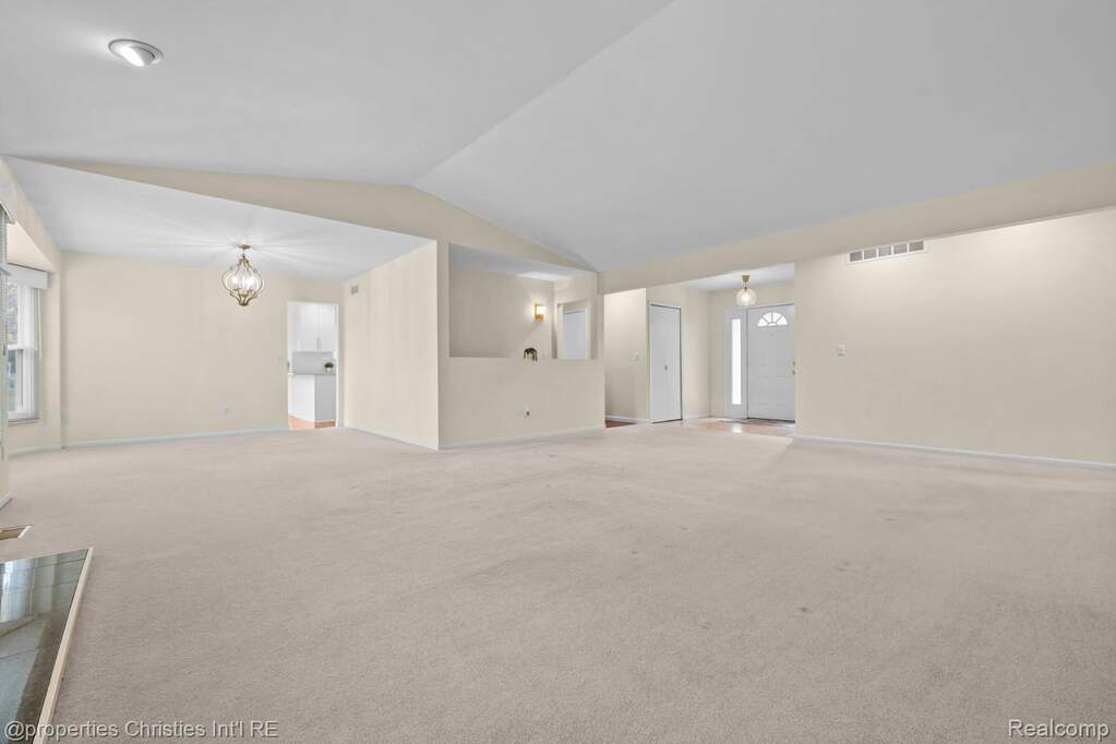 3 Bedroom Single Family Home/House's Image 10