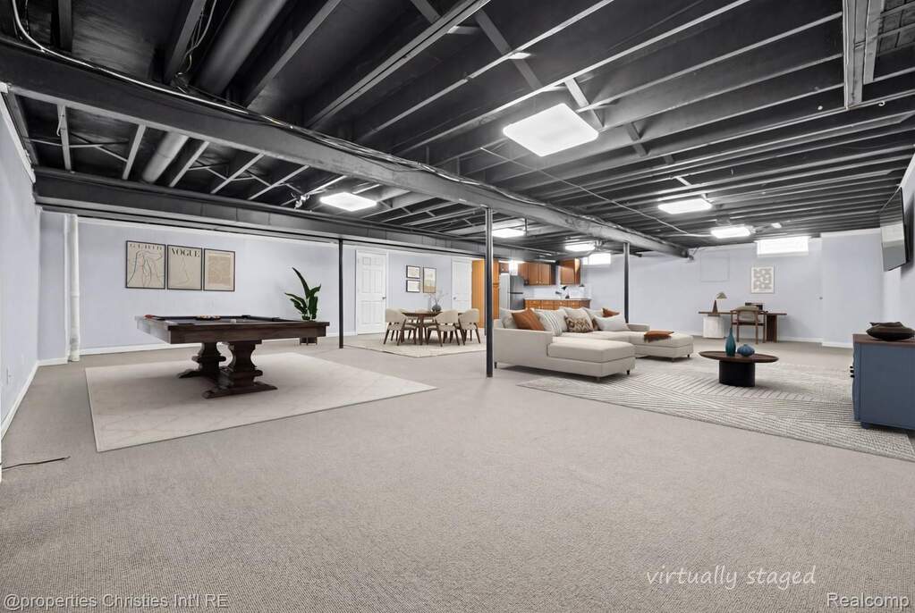 3 Bedroom Single Family Home/House's Image 28