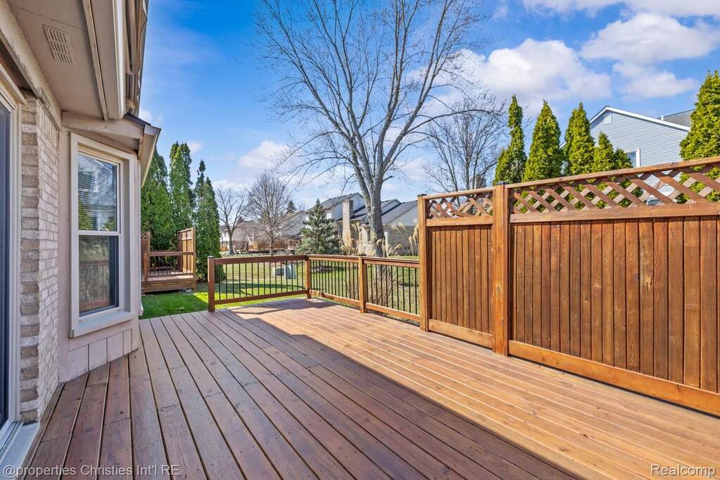 3 Bedroom Single Family Home/House's Image 35