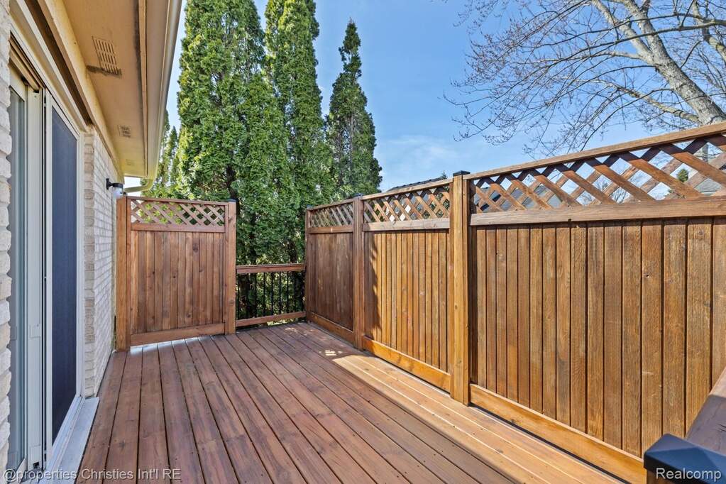 3 Bedroom Single Family Home/House's Image 36