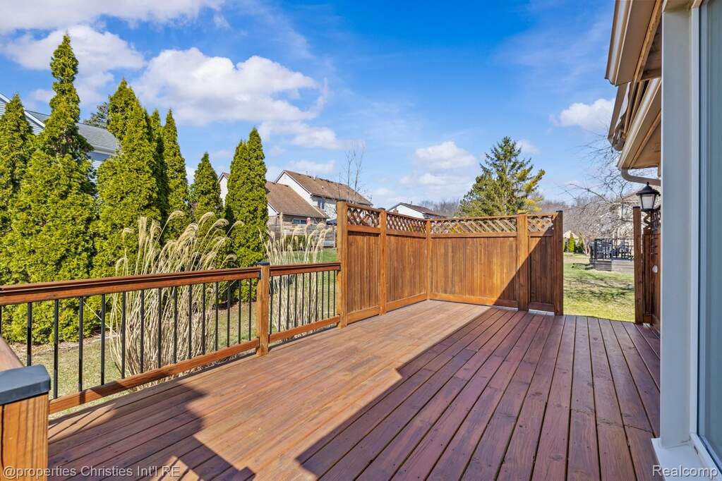 3 Bedroom Single Family Home/House's Image 37
