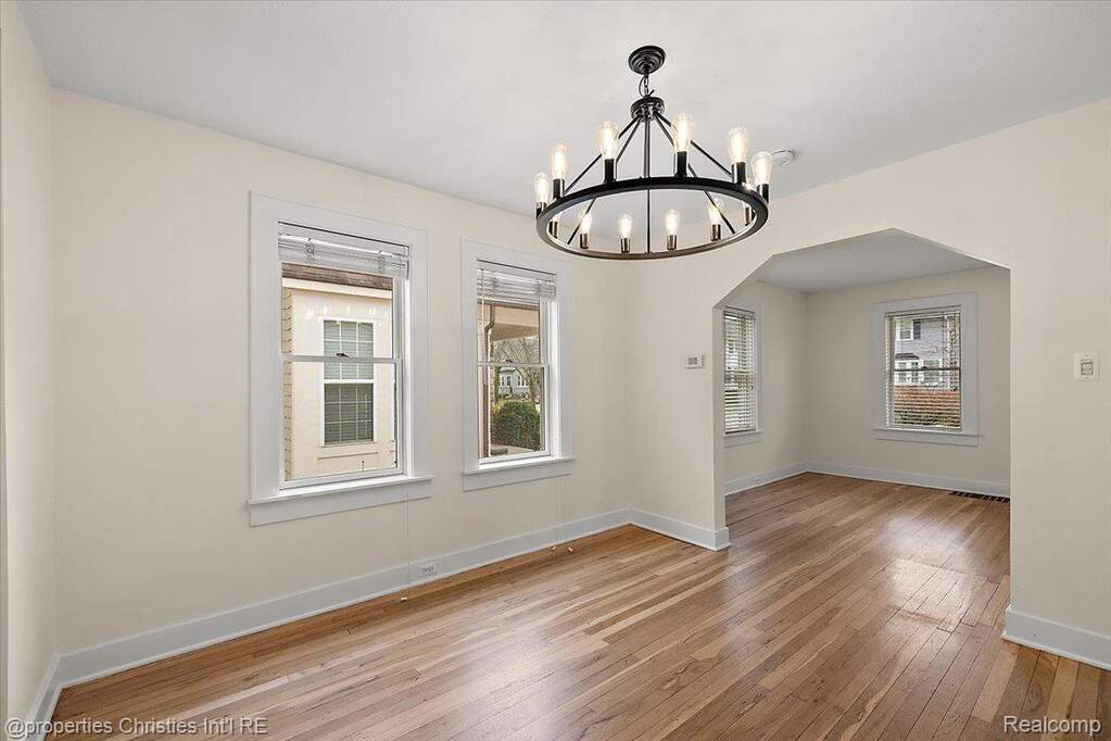3 Bedroom Single Family Home/House's Image 7