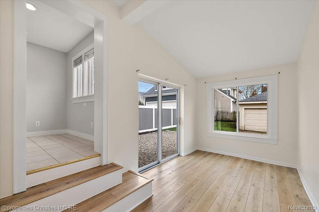 3 Bedroom Single Family Home/House's Image 17