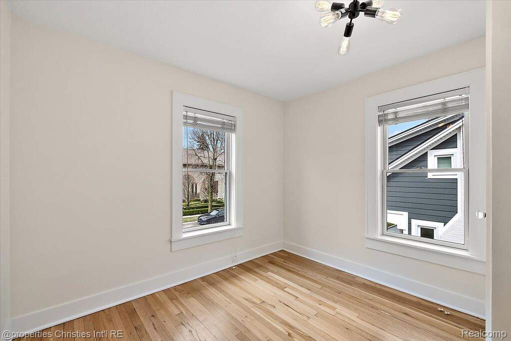 3 Bedroom Single Family Home/House's Image 24