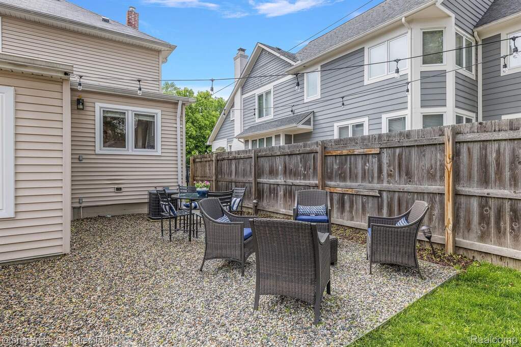 3 Bedroom Single Family Home/House's Image 36