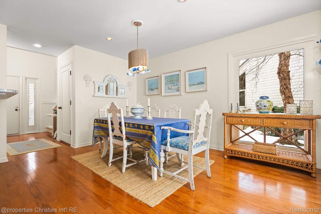 3 Bedroom Apartment/Flat's Image 17