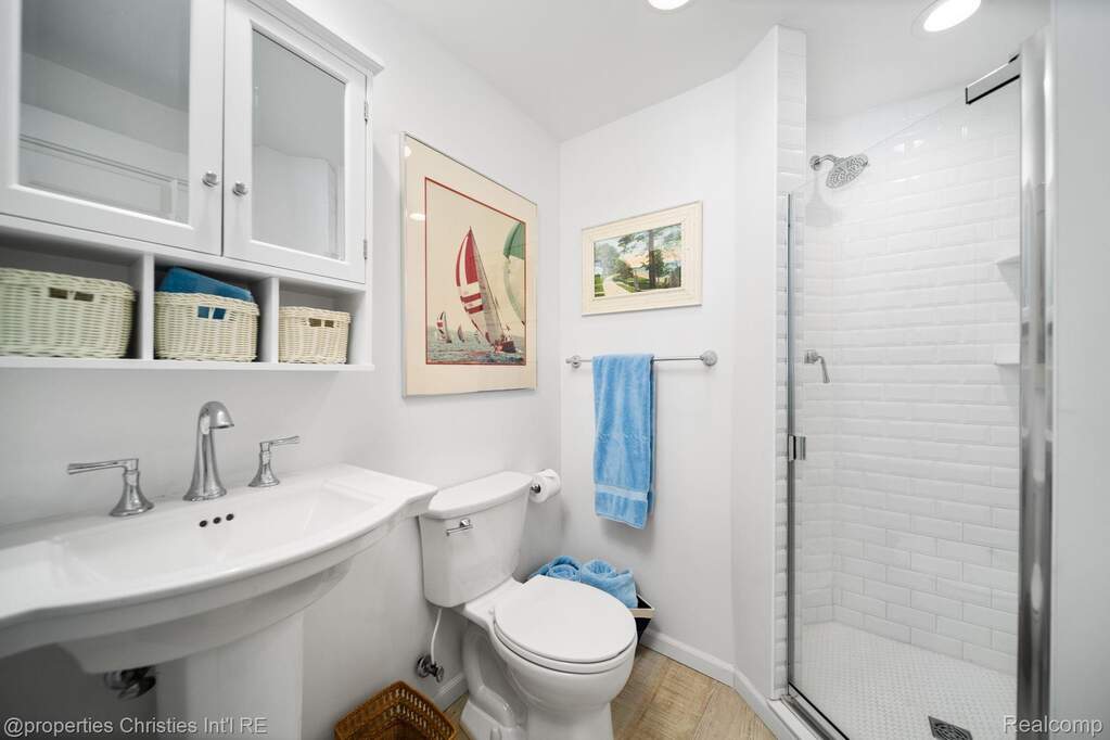 3 Bedroom Apartment/Flat's Image 34