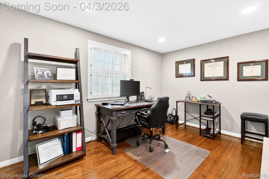 4 Bedroom Single Family Home/House's Image 17