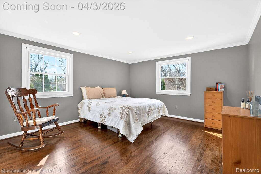 4 Bedroom Single Family Home/House's Image 20