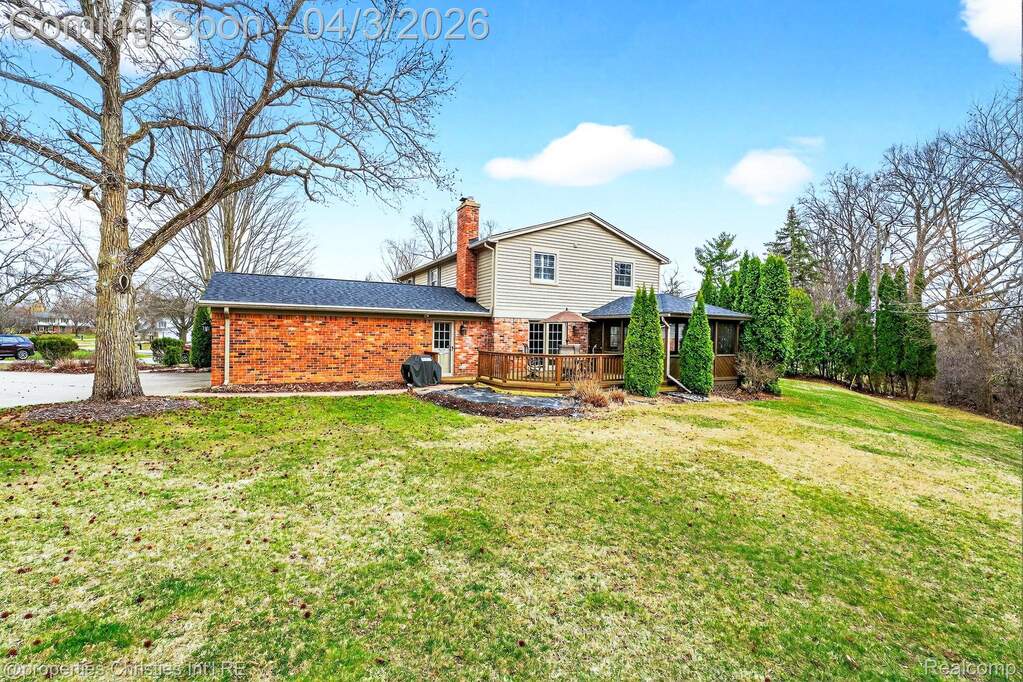 4 Bedroom Single Family Home/House's Image 28