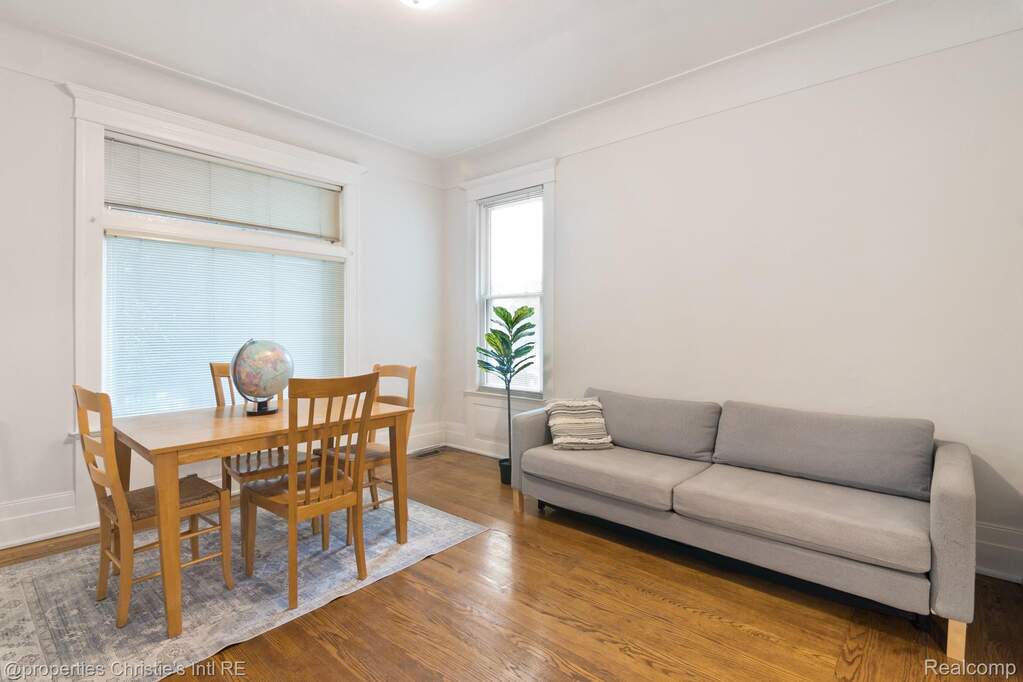 1st floor unit- lots of space