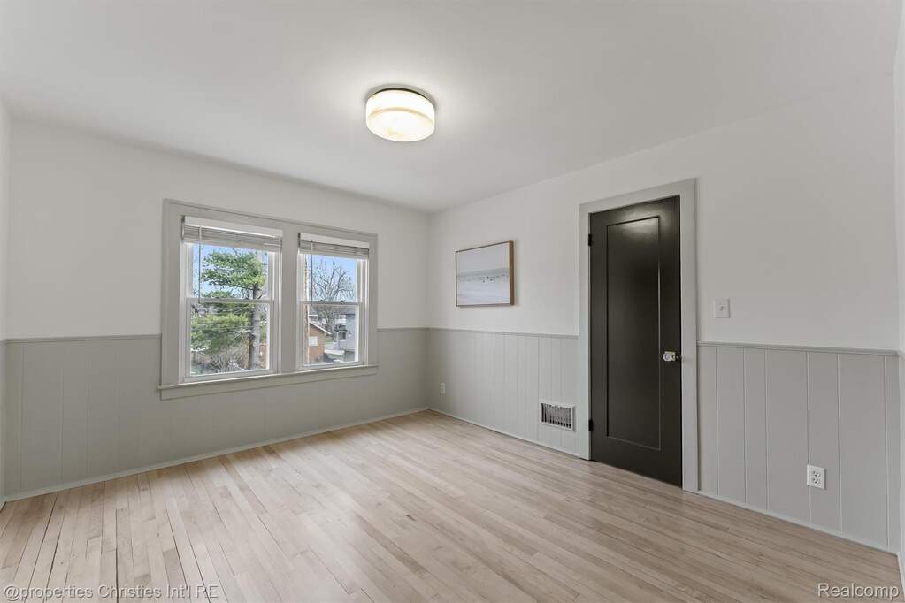 3 Bedroom Single Family Home/House's Image 17