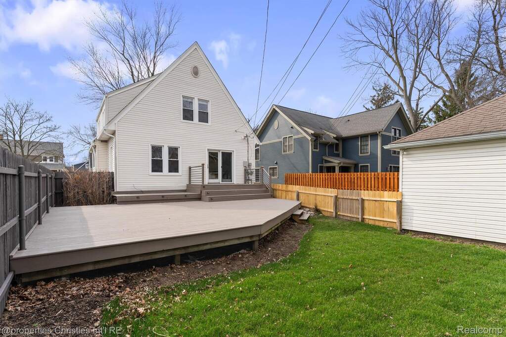 3 Bedroom Single Family Home/House's Image 27