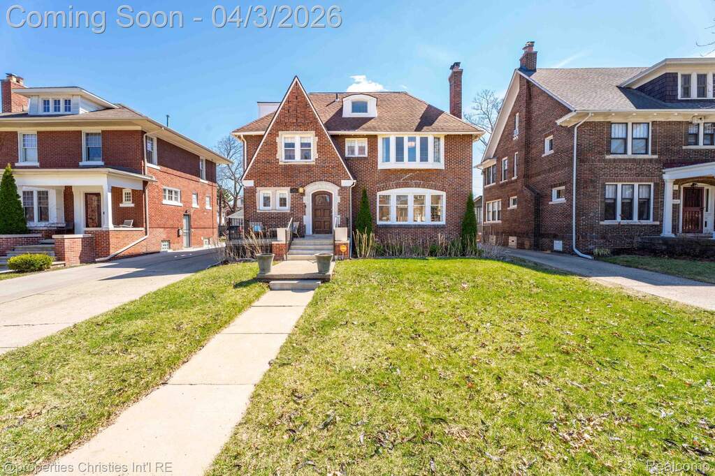 6 Bedroom Single Family Home/House's Image 66