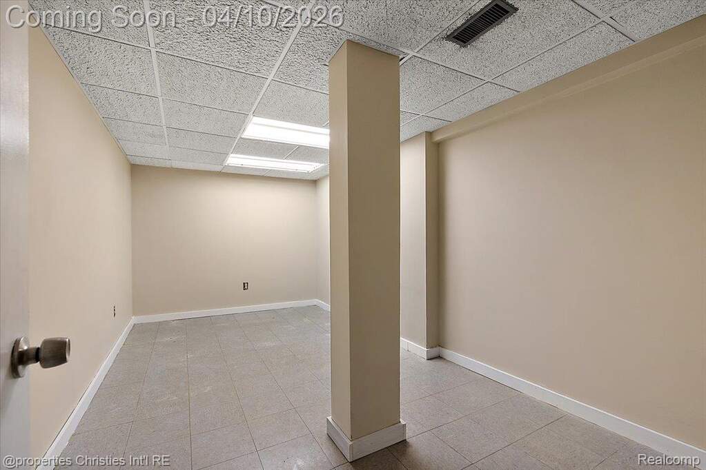 3 Bedroom Single Family Home/House's Image 39