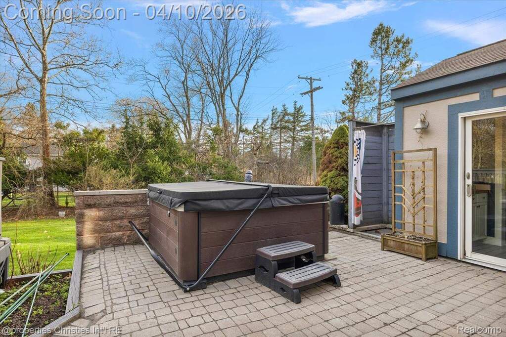 3 Bedroom Single Family Home/House's Image 44