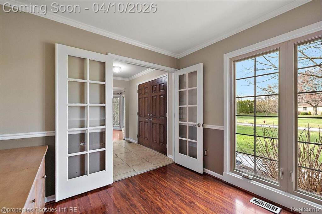3 Bedroom Single Family Home/House's Image 6