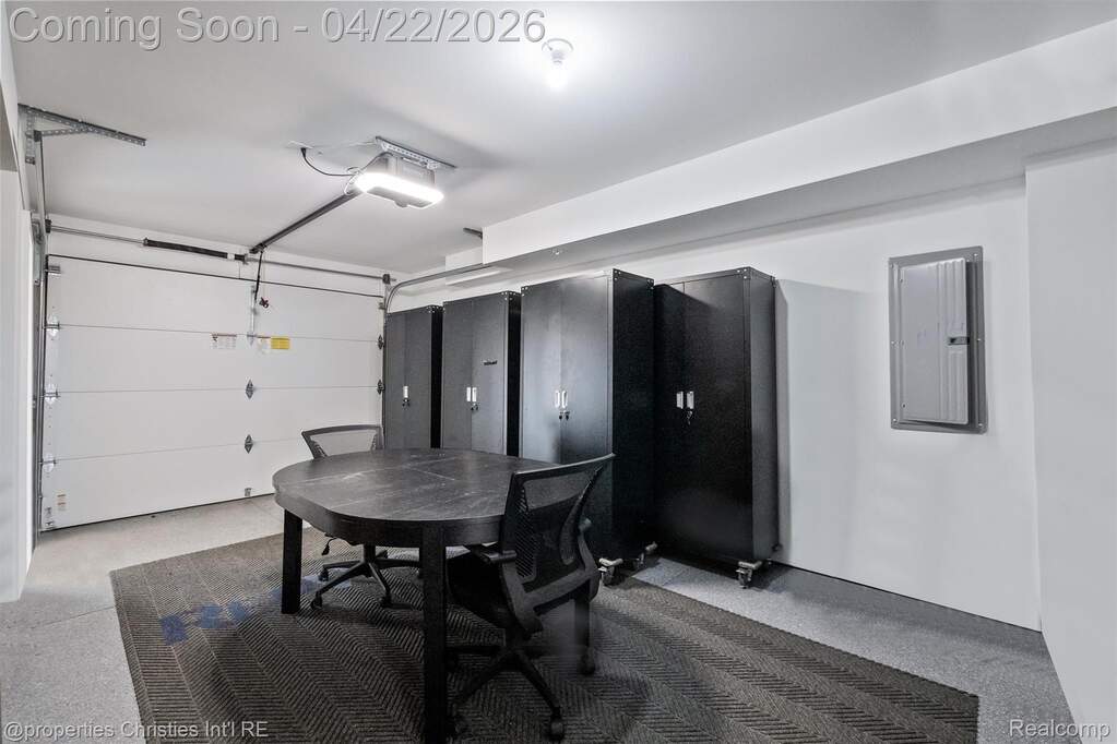 3 Bedroom Apartment/Flat's Image 31
