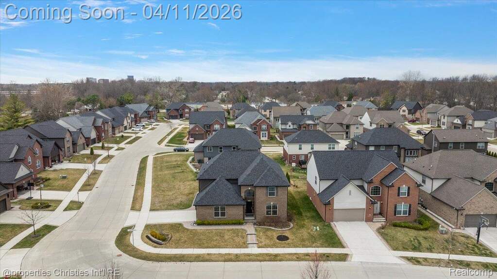 4 Bedroom Single Family Home/House's Image 12