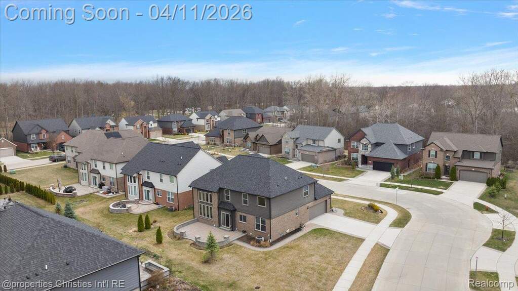 4 Bedroom Single Family Home/House's Image 16
