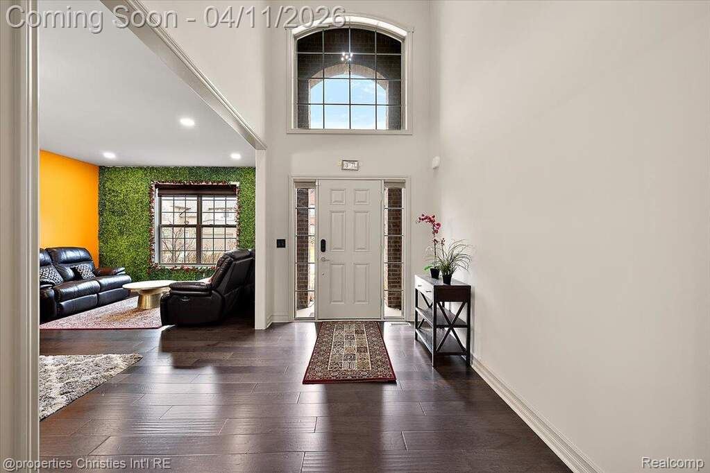 4 Bedroom Single Family Home/House's Image 20
