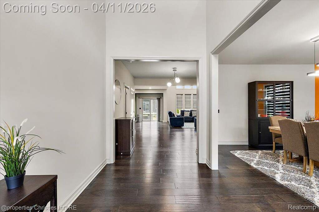 4 Bedroom Single Family Home/House's Image 25