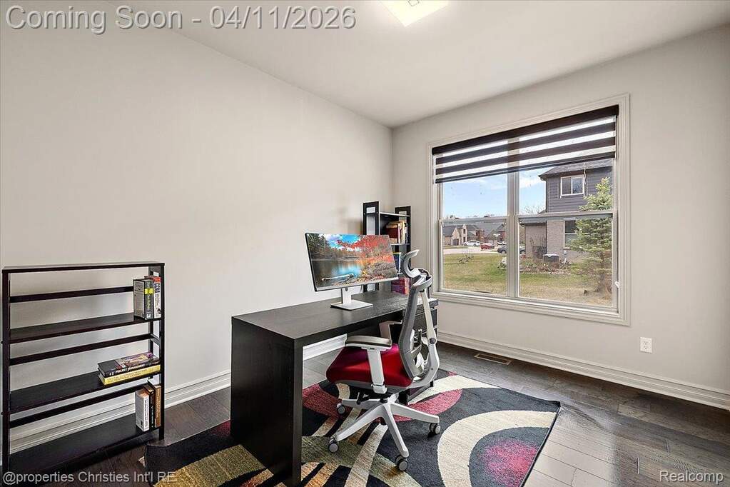 4 Bedroom Single Family Home/House's Image 29