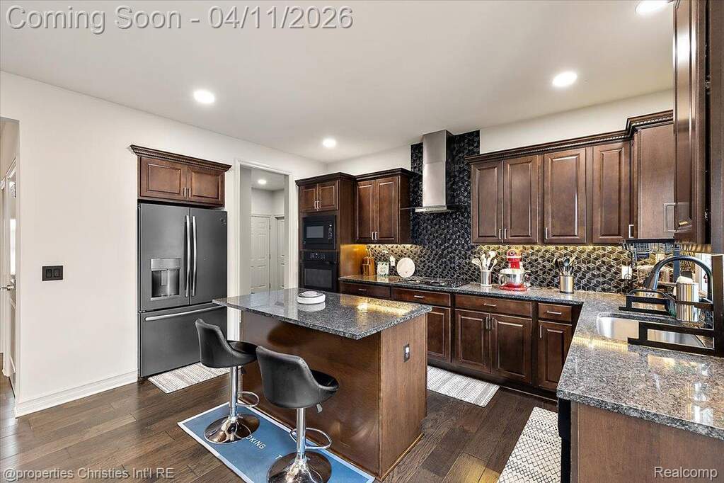 4 Bedroom Single Family Home/House's Image 33