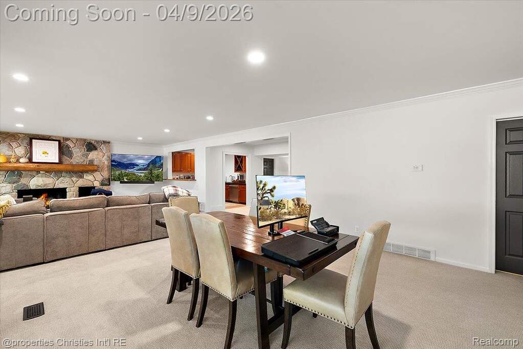 4 Bedroom Apartment/Flat's Image 49