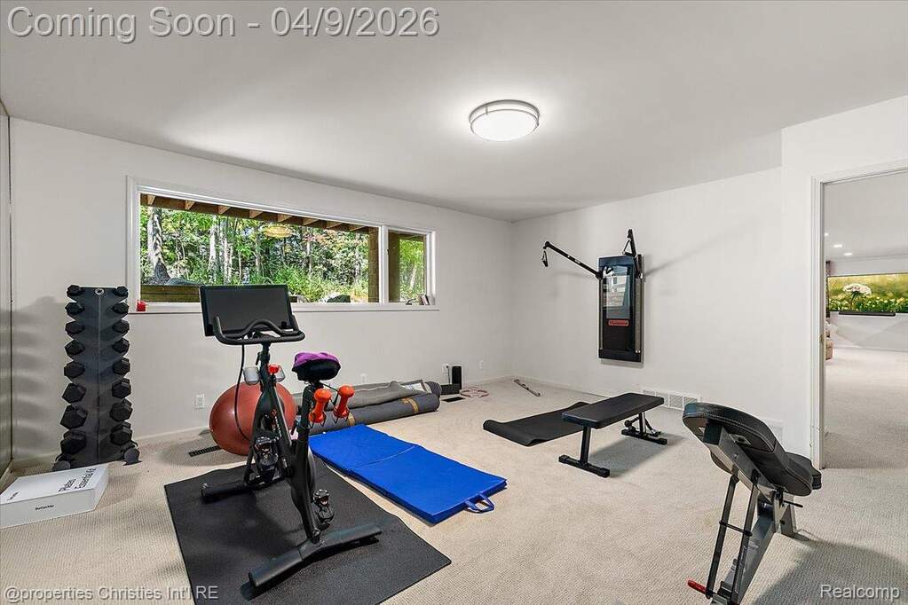4 Bedroom Apartment/Flat's Image 53