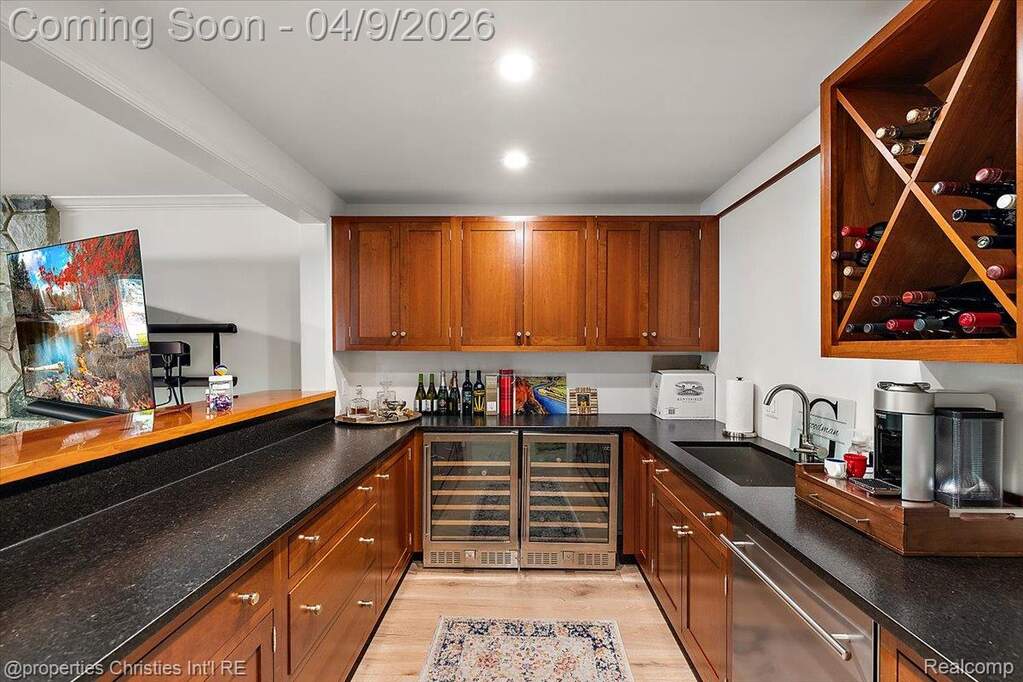 4 Bedroom Apartment/Flat's Image 54