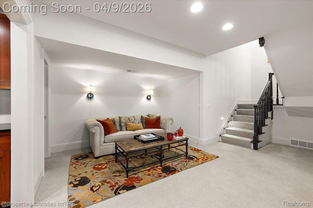 4 Bedroom Apartment/Flat's Image 57