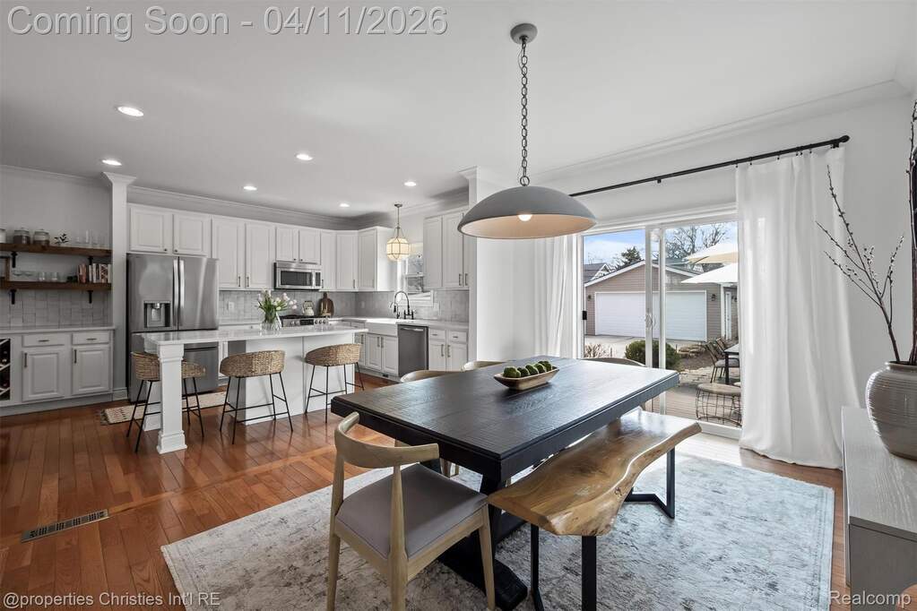 3 Bedroom Single Family Home/House's Image 7