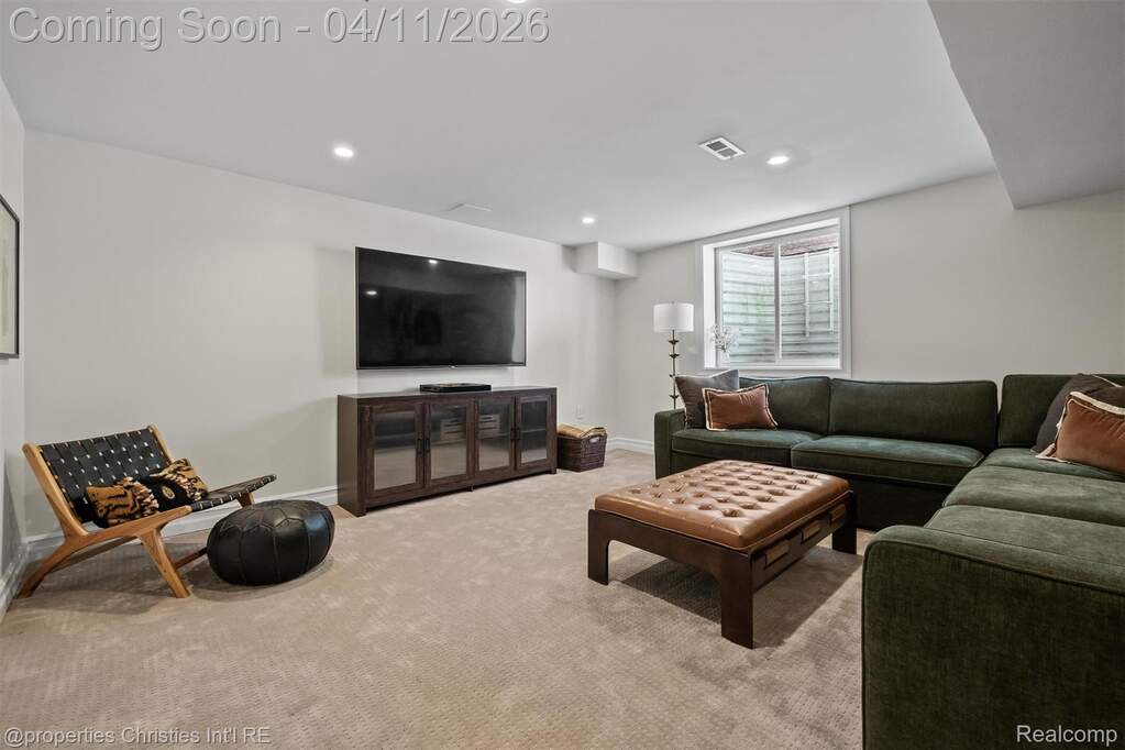 3 Bedroom Single Family Home/House's Image 25