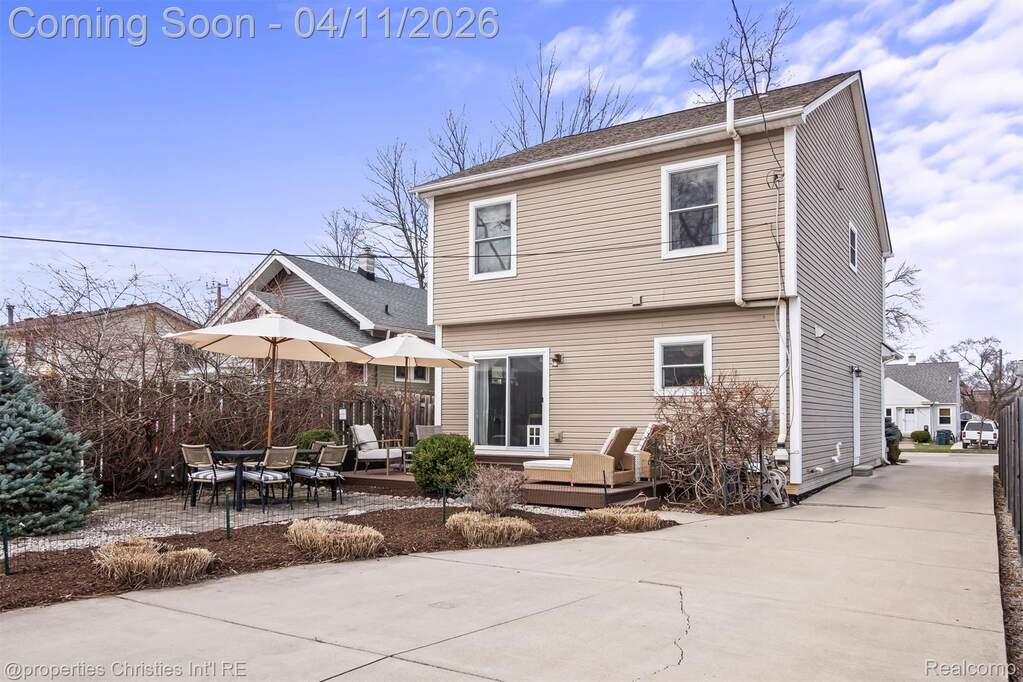 3 Bedroom Single Family Home/House's Image 41
