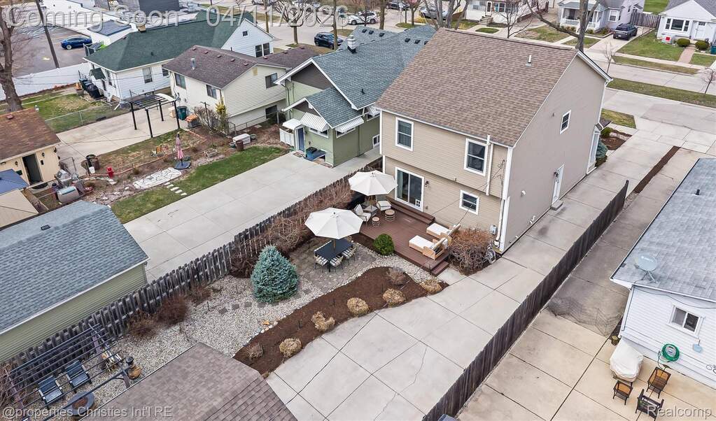 3 Bedroom Single Family Home/House's Image 44