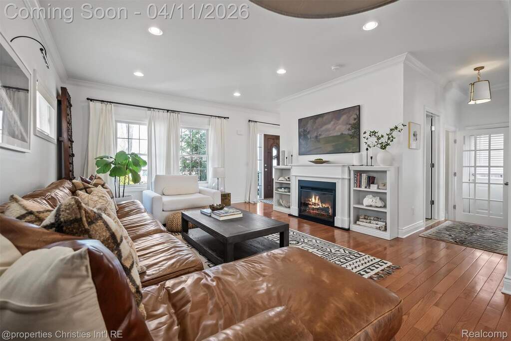 3 Bedroom Single Family Home/House's Image 4