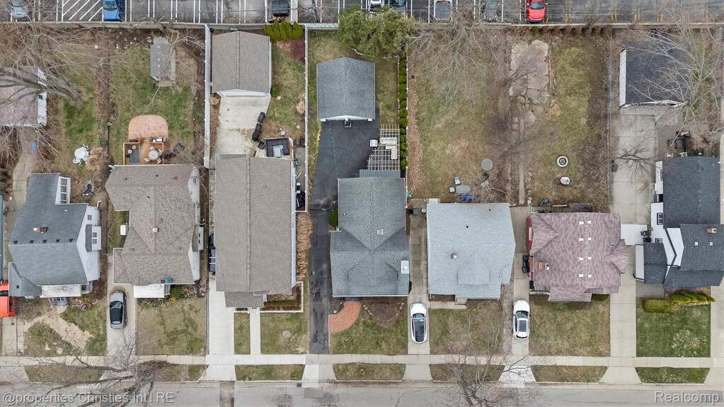 3 Bedroom Single Family Home/House's Image 27