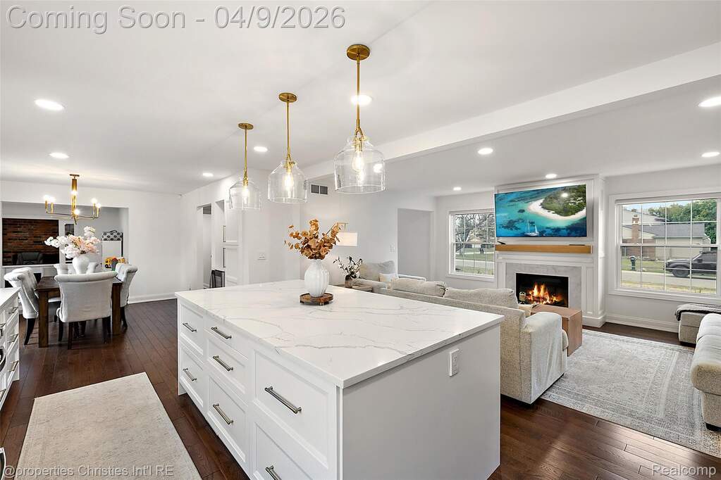 3 Bedroom Single Family Home/House's Image 8