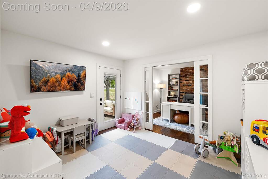 3 Bedroom Single Family Home/House's Image 13