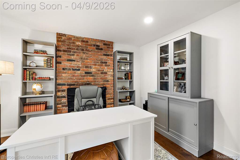 3 Bedroom Single Family Home/House's Image 14