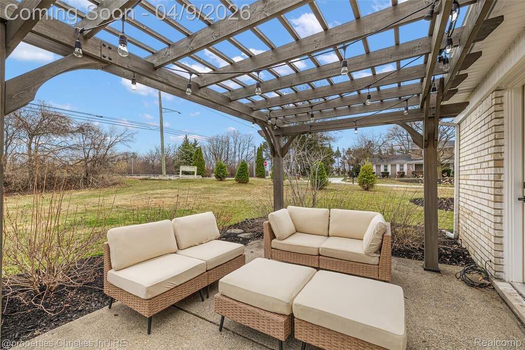 3 Bedroom Single Family Home/House's Image 29