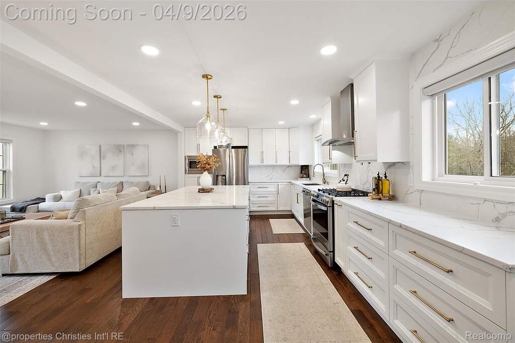 3 Bedroom Single Family Home/House's Image 6