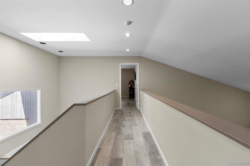 4 Bedroom Single Family Home/House's Image 20
