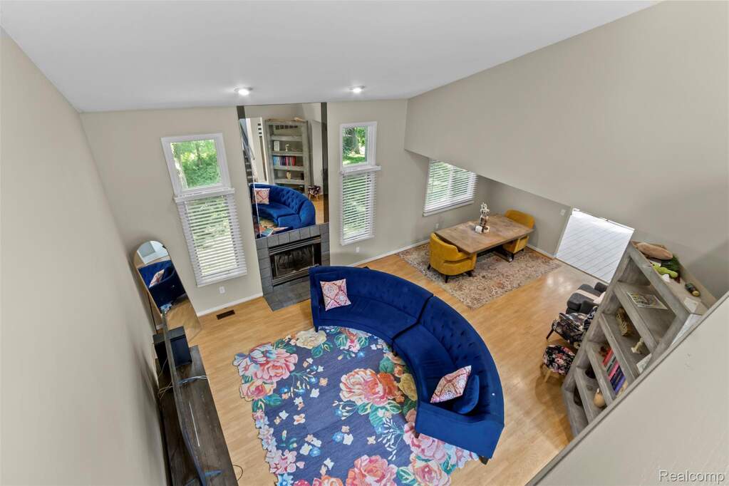 4 Bedroom Single Family Home/House's Image 21