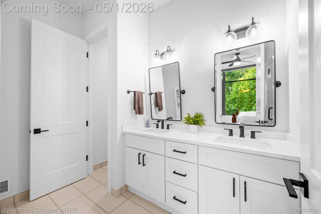 3 Bedroom Apartment/Flat's Image 20